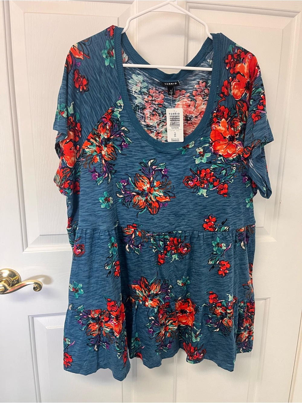 torrid Blue Floral Scoop Neck Tunic with Bright Red Flowers